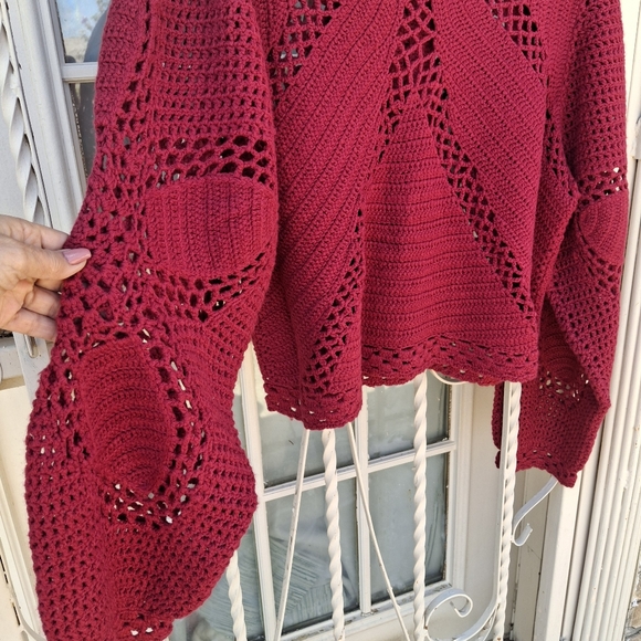 Farm Rio Handmade Crochet Dark Red Long Sleeve Cropped Sweater Women Size Medium - Picture 6 of 16